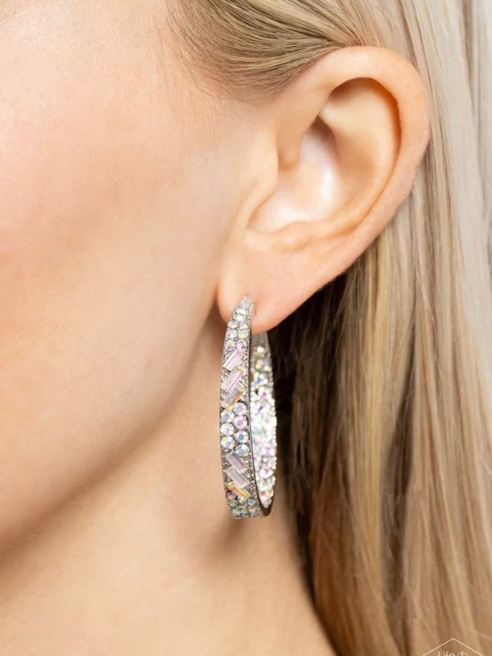 Paparazzi Earring ~ GLITZY By Association - Multi